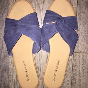 Dark blue tied sandals